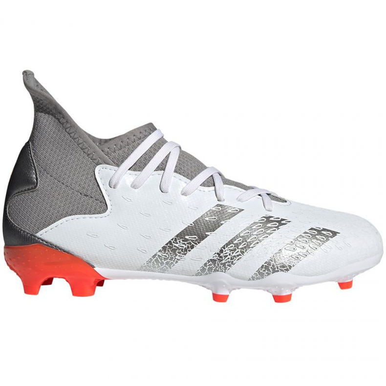 Chaussures de foot Adidas Predator Freak.3 Fg Jr FY6280 blanc, blanc, gris / argent blanche 2