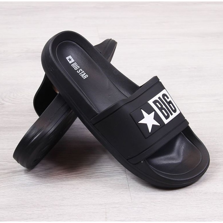 Chaussons de piscine Big Star Jr DD374150 noirs le noir 1 Chaussons de piscine Big Star Jr DD374150 noirs le noir 1