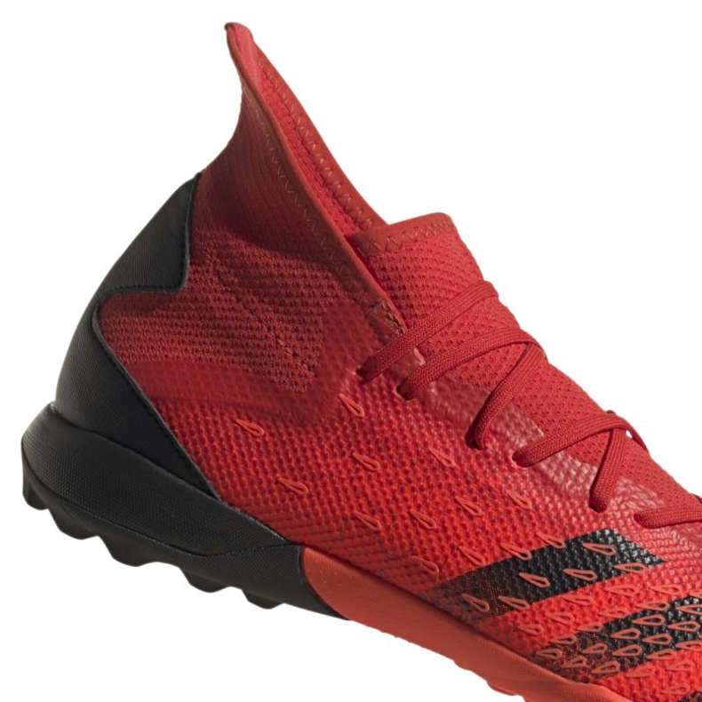 Chaussures Adidas Predator Freak.3 Tf M FY6311 oranges et rouges 3