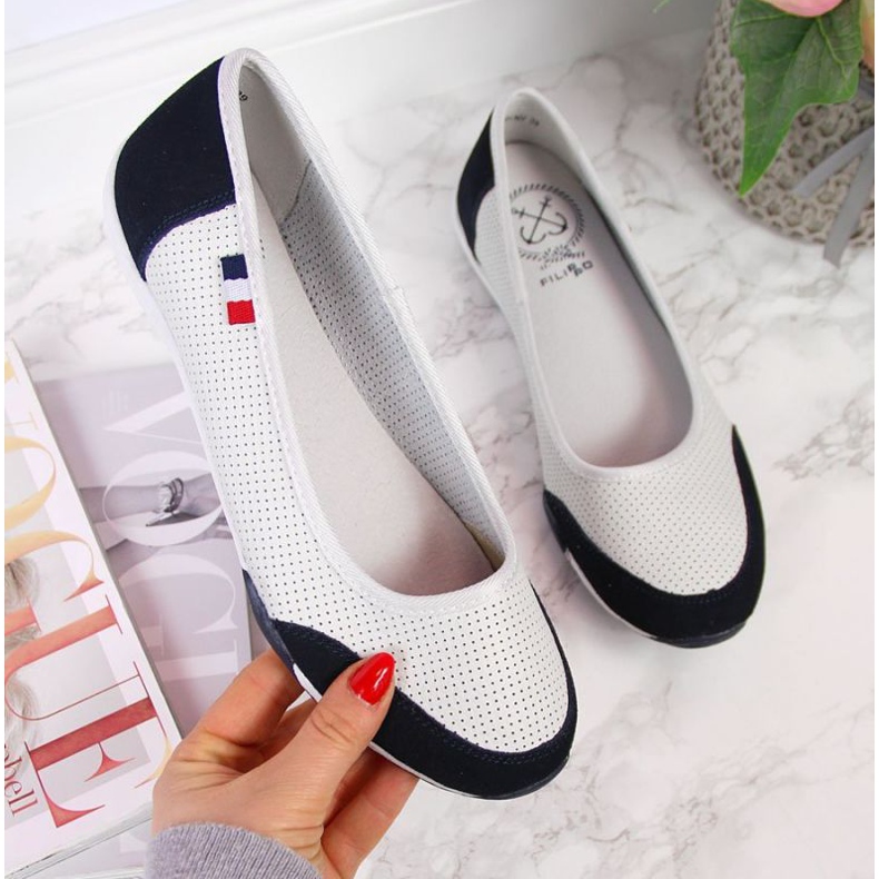 Ballerines ajourées en cuir Filippo W PAW198A blanc 1