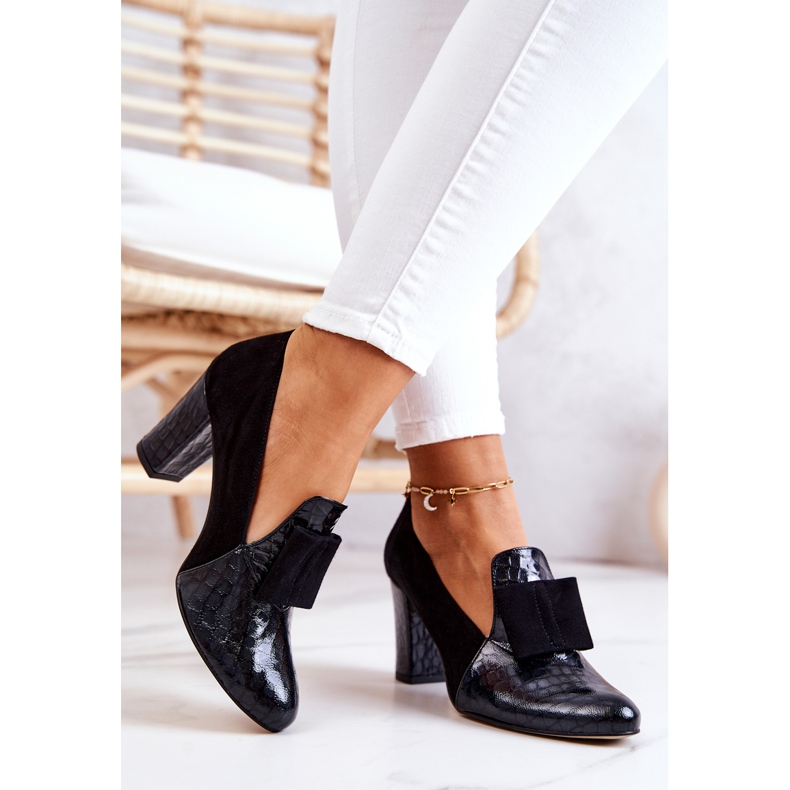 PA2 Escarpins en daim noirs Kathleen en peau de serpent le noir 2