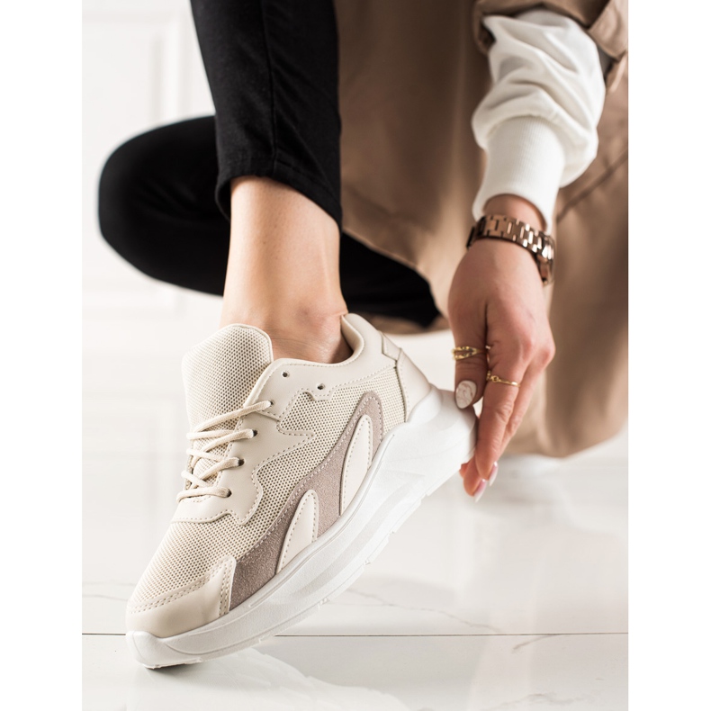 Ideal Shoes Baskets classiques beige 1