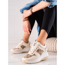 TRENDI Mode Baskets Sur Wedge beige brun 2 TRENDI Mode Baskets Sur Wedge beige brun 2