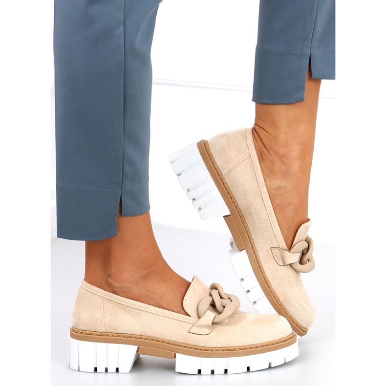 Mocassins femme avec chaîne Juni Beige 2 Mocassins femme avec chaîne Juni Beige 2