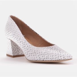 Marco Shoes Escarpins élégants en peau de chamois argent 1