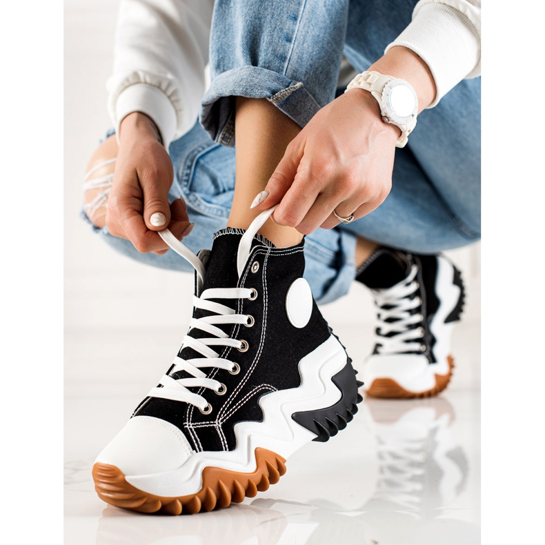 TRENDI Baskets noires Baskets tendance le noir 1