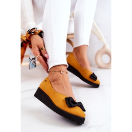 Ballerines en suède sur la plateforme Maciejka 05062-07 Jaune le noir 4