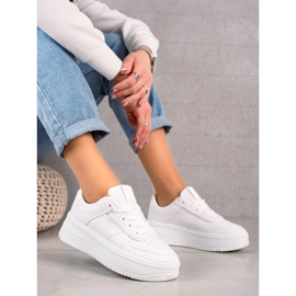 TRENDI Baskets à la mode sur une large plateforme blanche 3