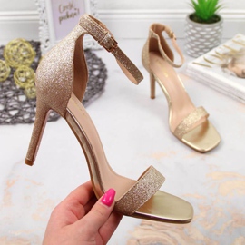 Vinceza W JAN81D sandales en brocard doré sur talon haut 1