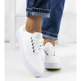 Baskets blanches pour femmes Big Star JJ274260 1 Baskets blanches pour femmes Big Star JJ274260 1