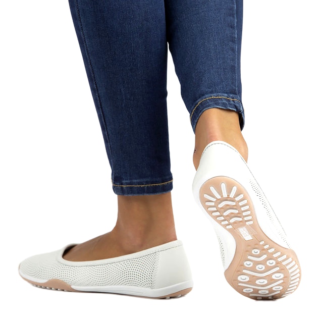 Ballerines blanches ajourées en cuir Filippo DP3681 / 22 WH multicolore 5