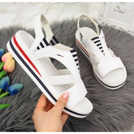 Rieker W V02Y5 sandales compensées blanc 1