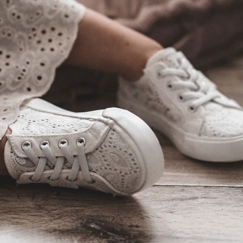 Baskets Ajourées Big Star JJ374134 Blanc 1