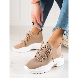 Camo Chaussures de sport confortables sur la plateforme beige 1