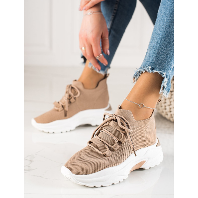 Camo Chaussures de sport confortables sur la plateforme beige 1