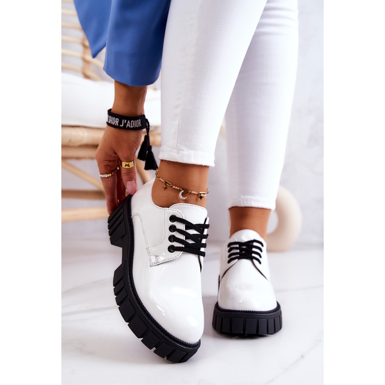 Chaussures laquées à la mode La.Fi White Hallie blanc 1