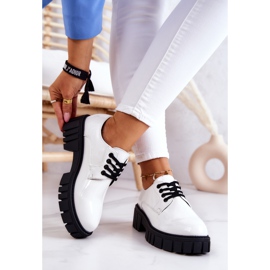 Chaussures laquées à la mode La.Fi White Hallie blanche 2