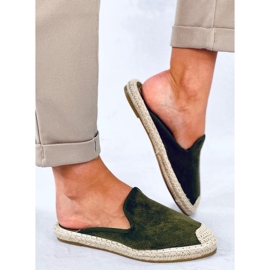 Pantoufles pour femmes espadrilles vertes Carmen 1
