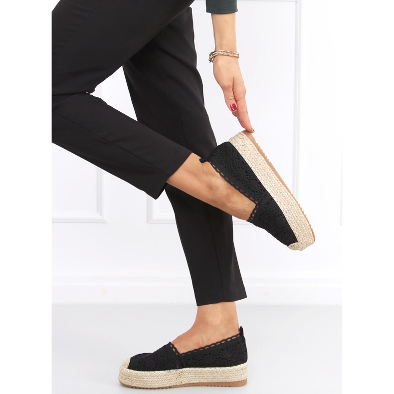 Espadrilles noires en dentelle Alice 1