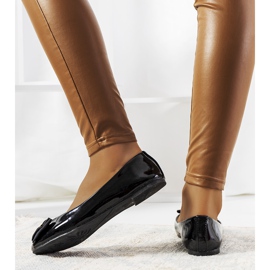 Ballerines Flynn noires vernies 1