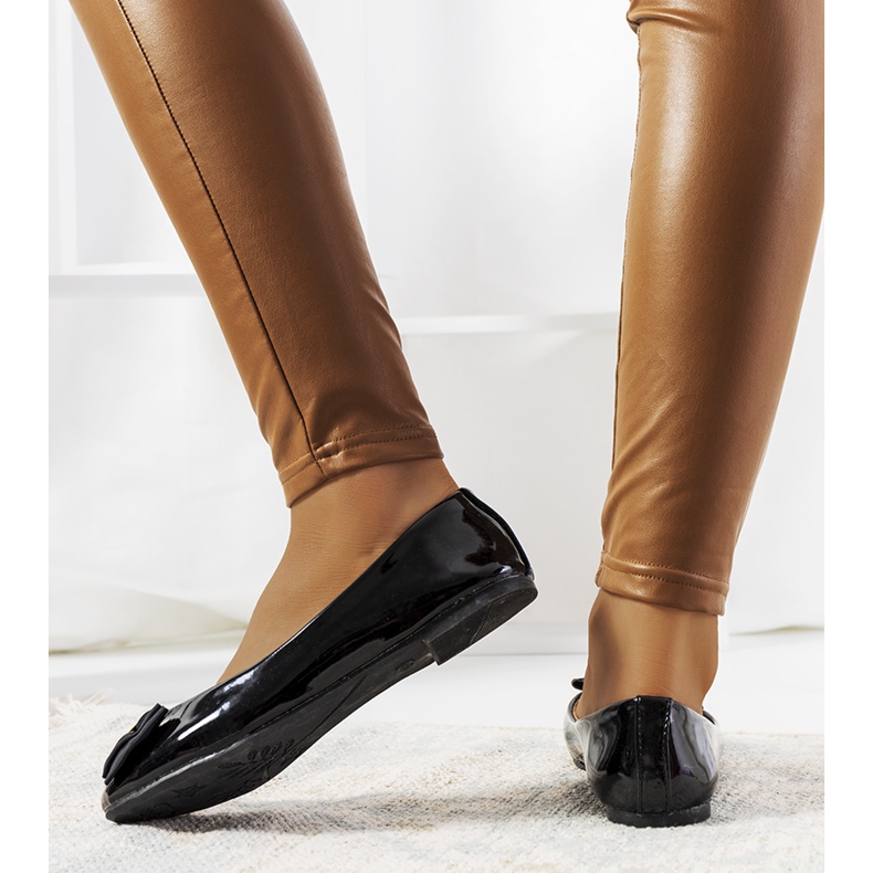 Ballerines Flynn noires vernies le noir 1