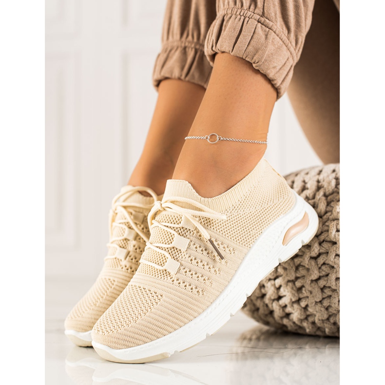 TRENDI Chaussures de sport à enfiler beige 1