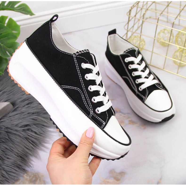 Baskets noires McKeylor W JAN93 talon compensé le noir 1