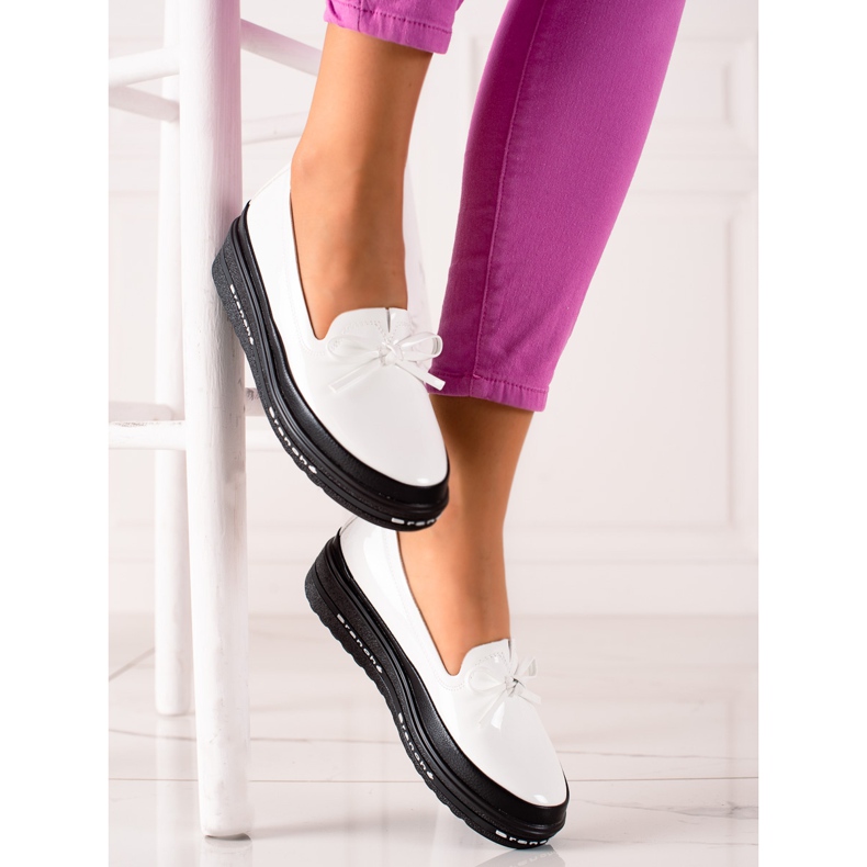 Mocassins légers sur la plateforme VINCEZA blanc 2