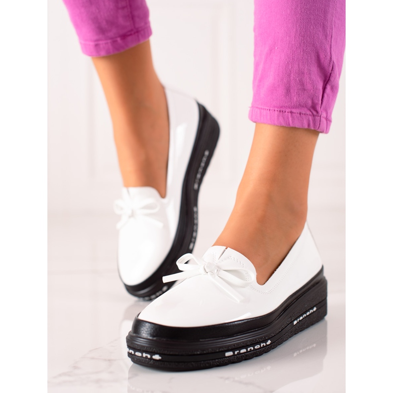 Mocassins légers sur la plateforme VINCEZA blanc 1