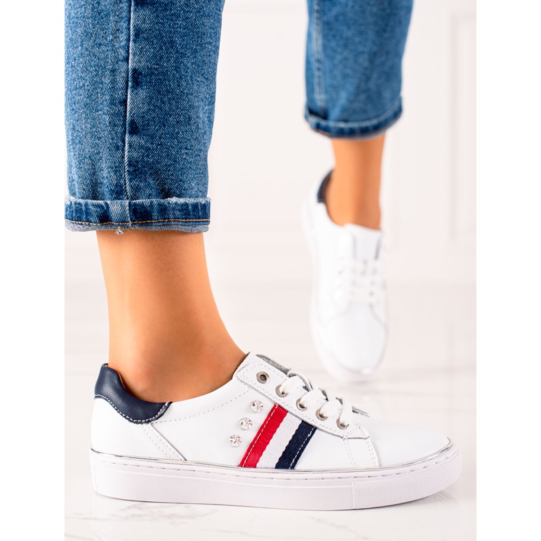 Baskets de sport en cuir VINCEZA blanche 2