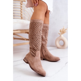 S.Barski Bottines Darnell en daim beige à motif ajouré 1