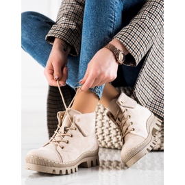 Beżowe trappeurs par S. Barski beige 1 Beżowe trappeurs par S. Barski beige 1