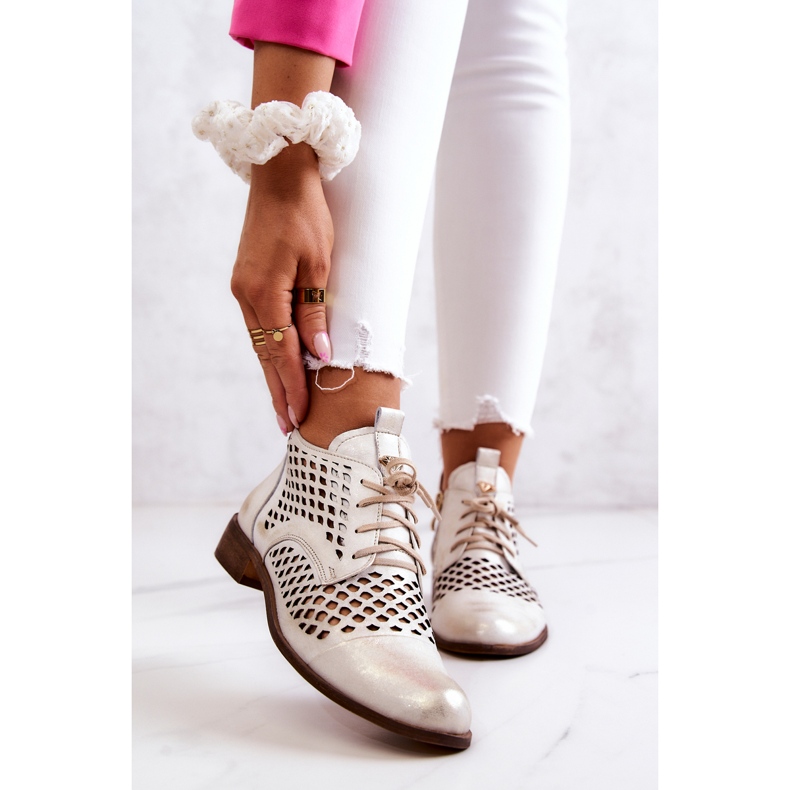 Boots Cuir Ajouré Nicole 2704/004 Blanc et Doré blanche 1