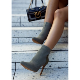 S.Barski Bottes Femme Avec Une Chaussette Sur Un Talon Haut Kaki Last Night brun vert 2 S.Barski Bottes Femme Avec Une Chaussette Sur Un Talon Haut Kaki Last Night brun vert 2