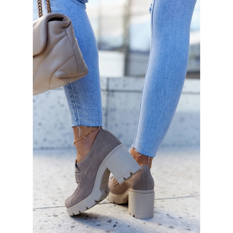 Lemar Chaussures élégantes sur un pilier avec une décoration Harmell beige 2