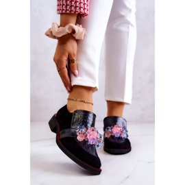 Chaussures En Daim Avec Décoration Davine Noire Et Rouge le noir 1