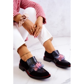 Chaussures En Daim Avec Décoration Davine Noire Et Rouge le noir 6