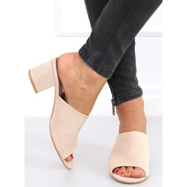 Alessia Chaussons à talons beiges 1