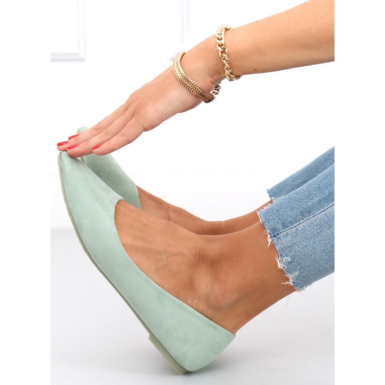 Ballerines en daim lisse vert Pari 1