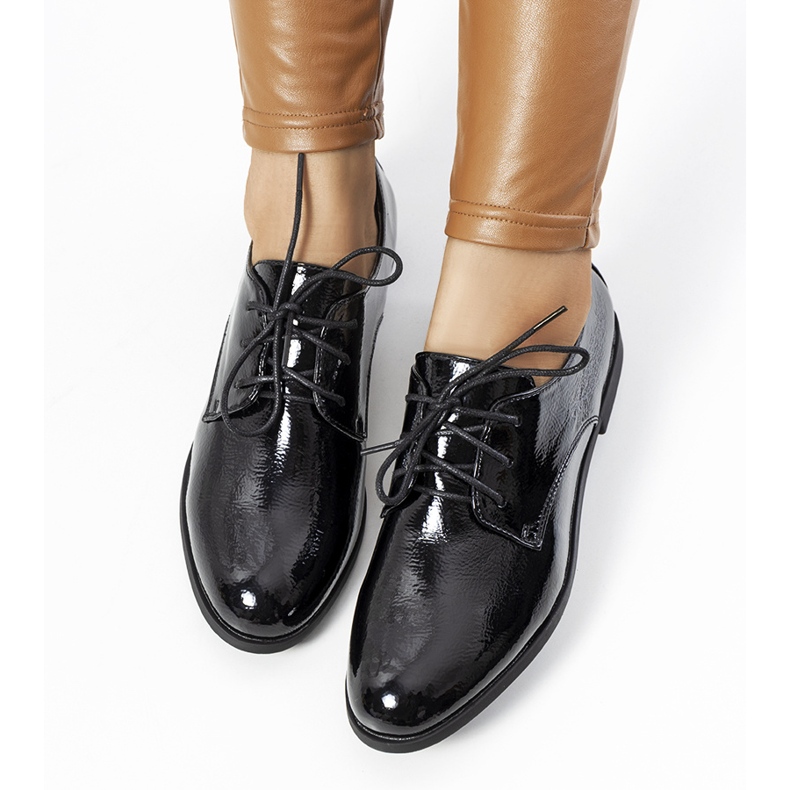 Chaussures femme laquées noires Gardi 1