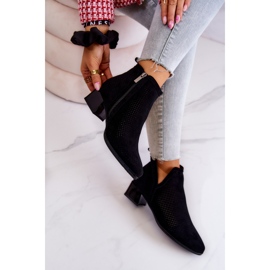 Vinceza Bottines en daim ajourées Carine noires avec une coupe le noir 5