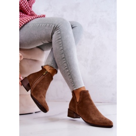 Vinceza Bottines En Daim Ajouré Avec Une Découpe Carine Marron brun 6