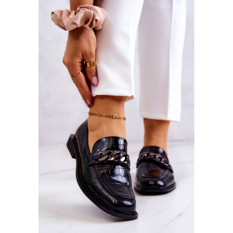 Vinceza Mocassins En Cuir Mocassins Avec Chaîne Killen Noire 1