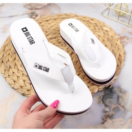 Tongs sur la Big Star W JJ274A333 talon compensé blanc blanche 3