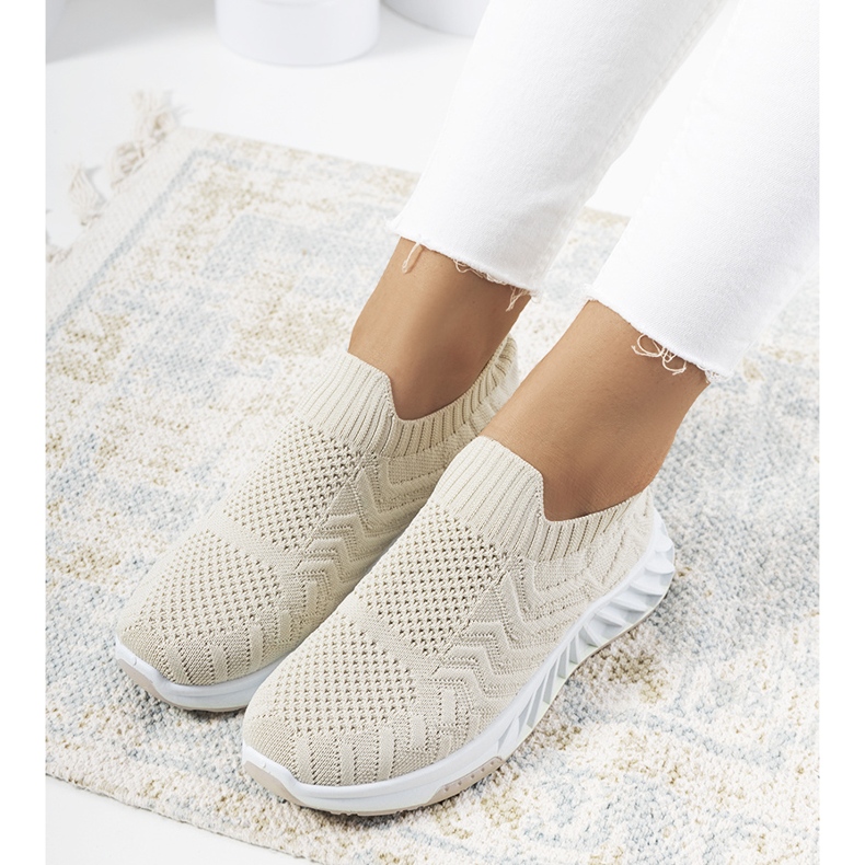 Baskets de sport beiges Alexandrin 1 Baskets de sport beiges Alexandrin 1