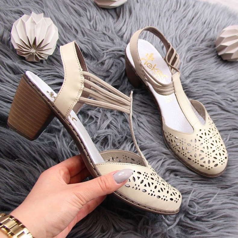 Sandales en cuir Rieker W RKR316 beige 1 Sandales en cuir Rieker W RKR316 beige 1