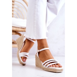 FJ1 Sandales blanches Louisiane sur un coin 2 FJ1 Sandales blanches Louisiane sur un coin 2