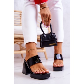 FM1 Chaussons Seattle Laqués Noirs On A Bar le noir 1 FM1 Chaussons Seattle Laqués Noirs On A Bar le noir 1