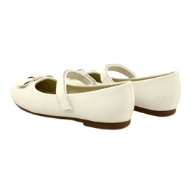 Ballerines blanches avec nœud velcro 5