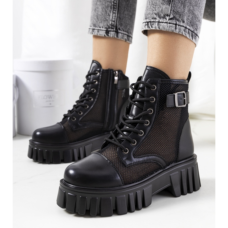 Boots noires à tige Potts ajourée le noir 1